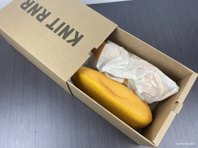 Adidas GW5353 RNR Sulfur Yeezy Knit 0622